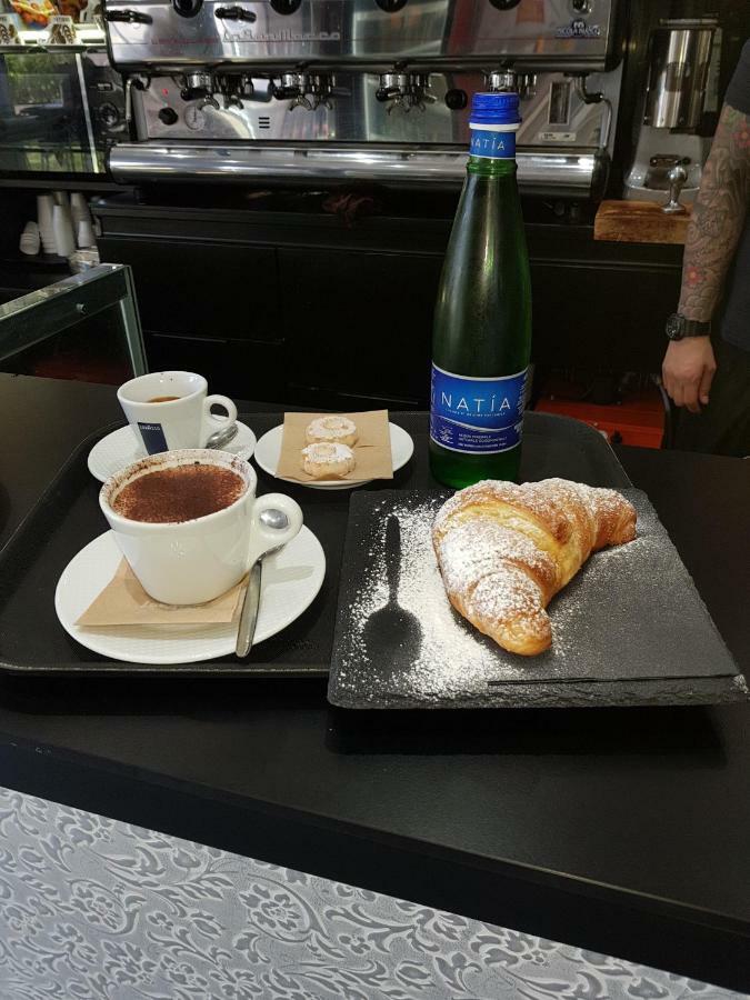 B&B Vesuvius Naples Luaran gambar